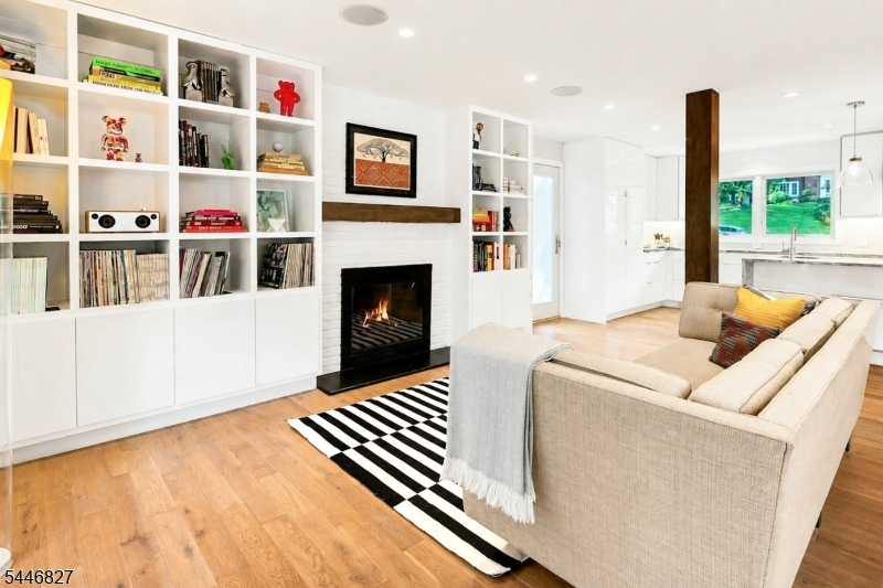 21 Gloucester Rd