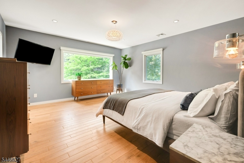 21 Gloucester Rd