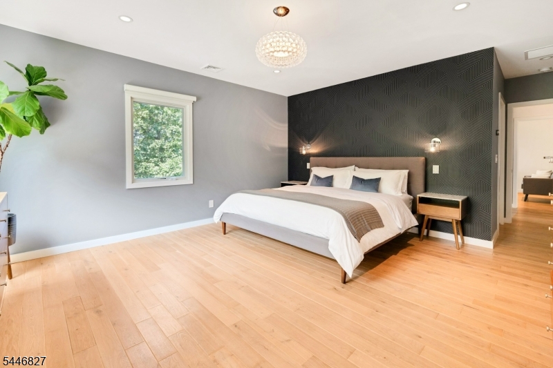 21 Gloucester Rd