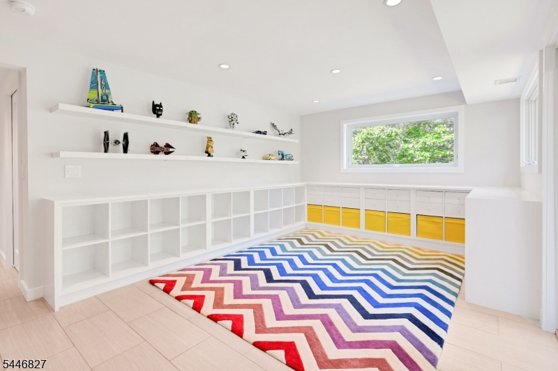 21 Gloucester Rd