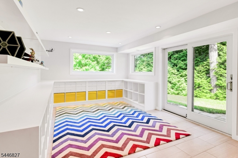 21 Gloucester Rd