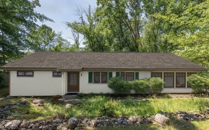 53 Old Wood Rd