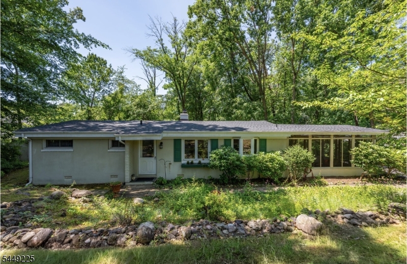 53 Old Wood Rd