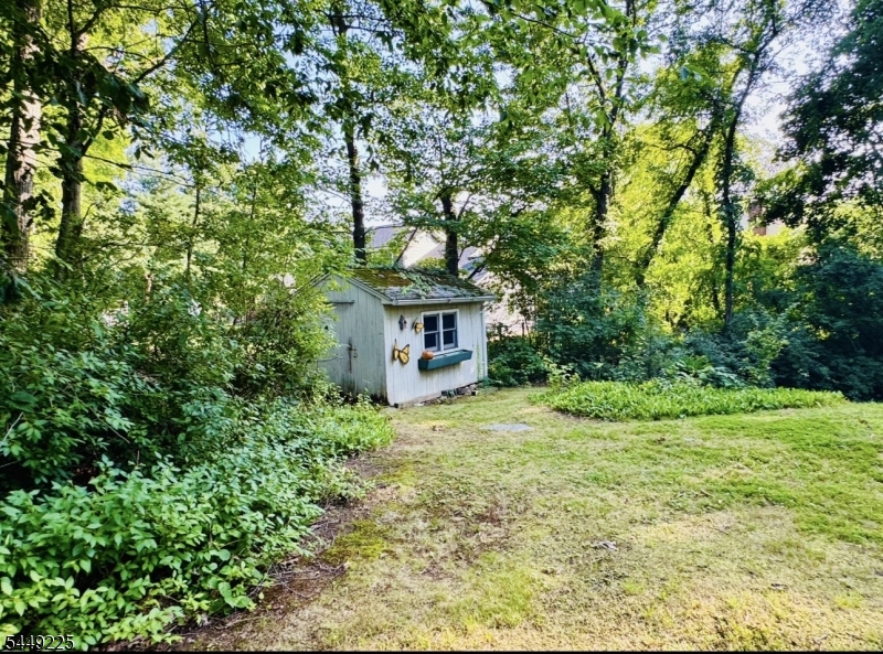 53 Old Wood Rd