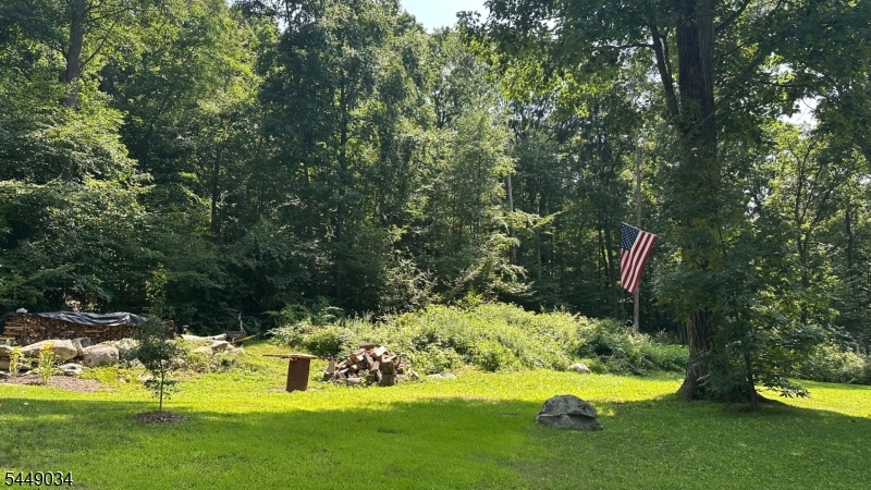 20 Mt Crest Rd