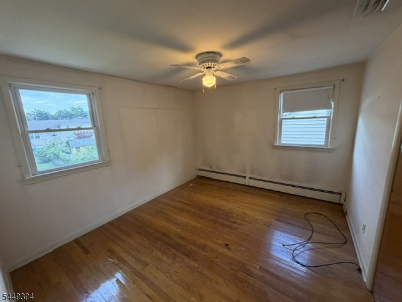 937 Douglas Terrace
