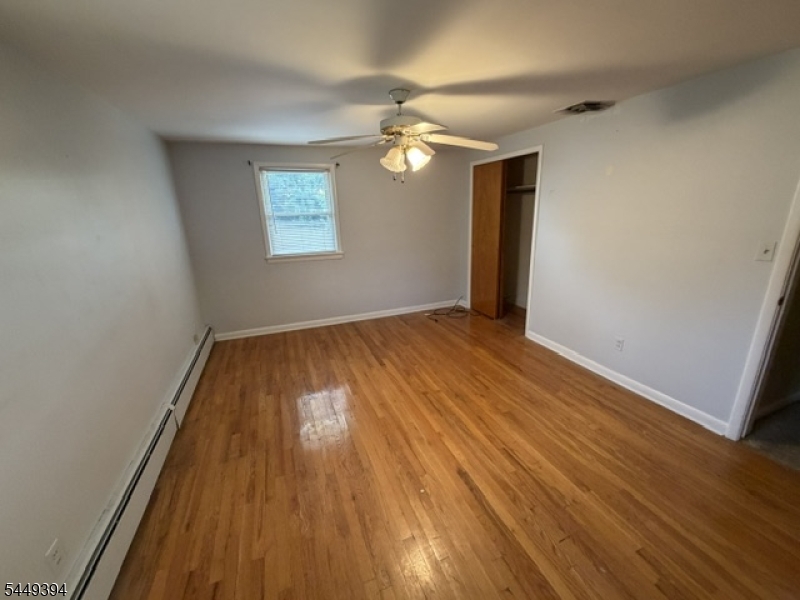 937 Douglas Terrace
