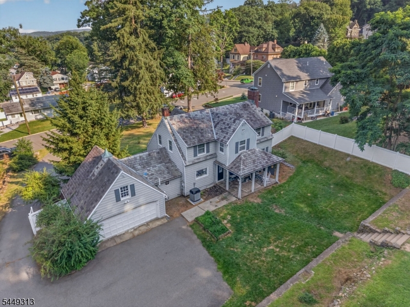 85 Ann St