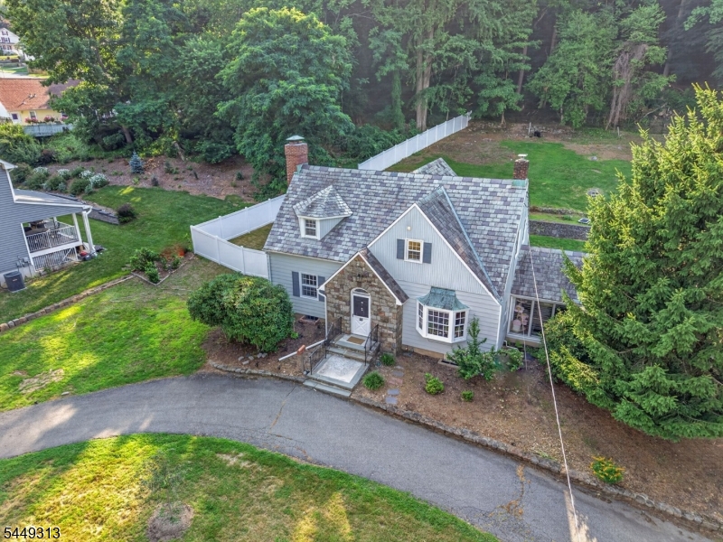 85 Ann St