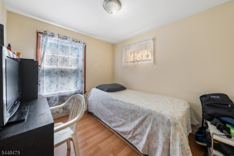 44 Sunnyside Rd