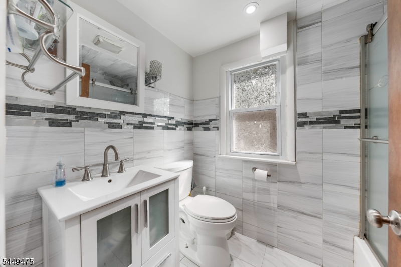 44 Sunnyside Rd