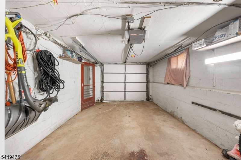 44 Sunnyside Rd