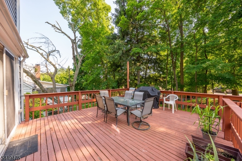 44 Sunnyside Rd