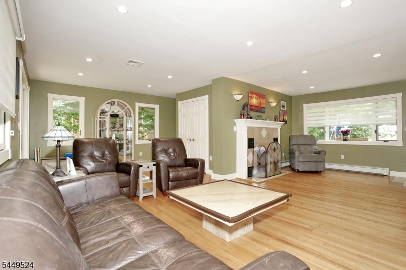 20 Linnea Pl