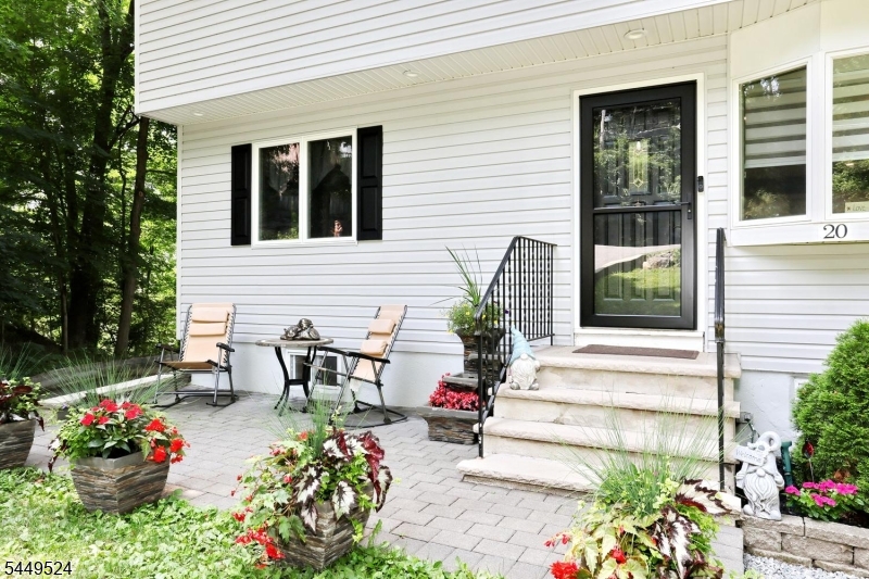 20 Linnea Pl