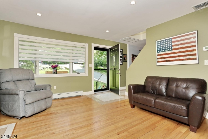 20 Linnea Pl