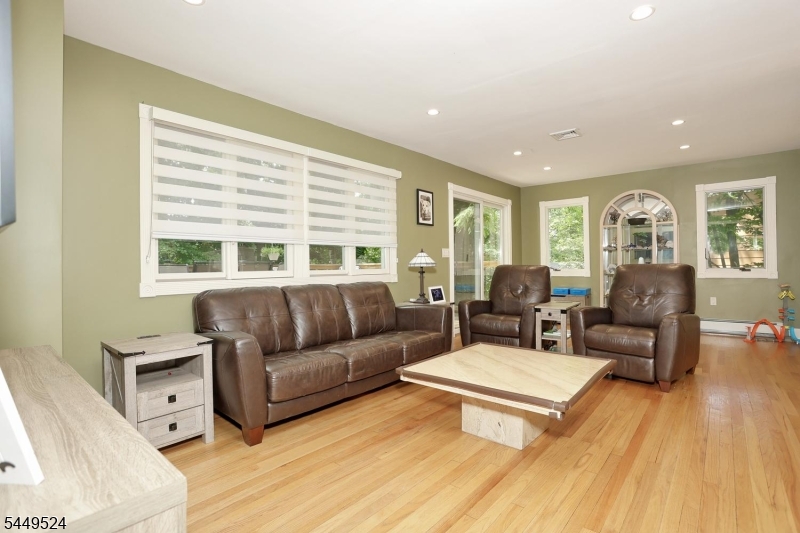 20 Linnea Pl