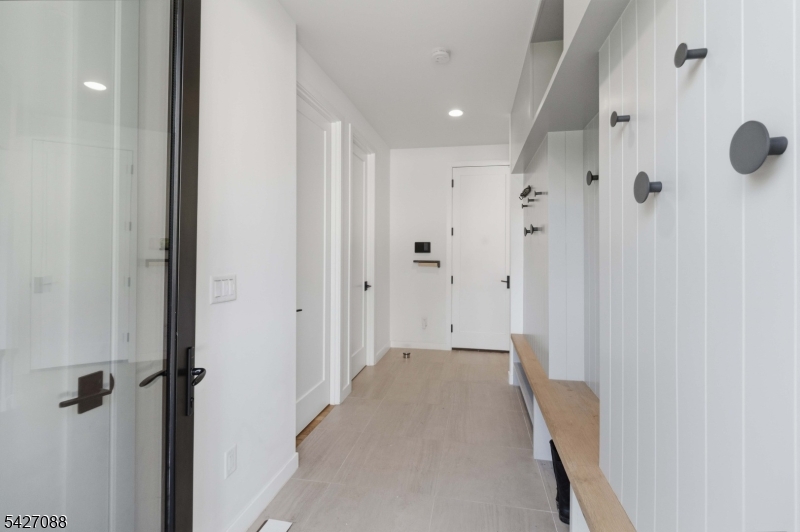 13 Robert Dr