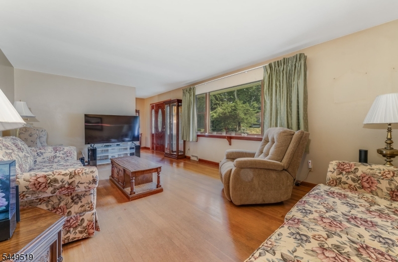 120 Allerton Rd