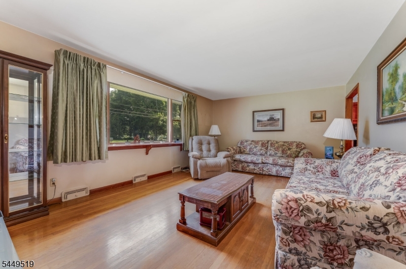120 Allerton Rd