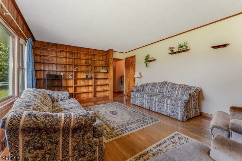 120 Allerton Rd