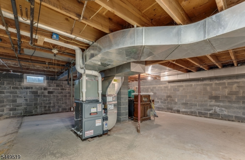 120 Allerton Rd