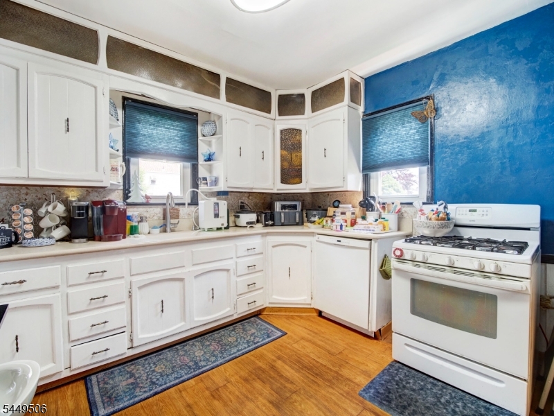 38 S 23Rd St