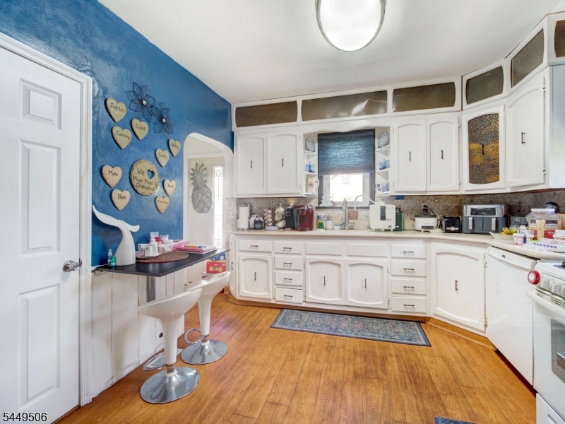 38 S 23Rd St