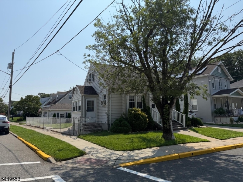 98 Liberty St