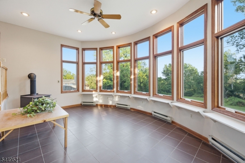 17 Dogwood Dr