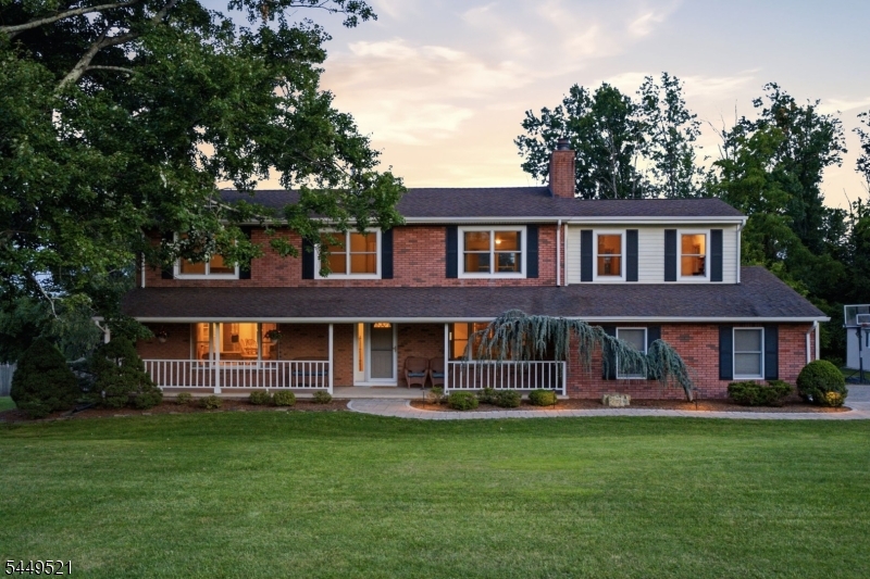 17 Dogwood Dr