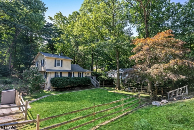 48 Dunham Rd