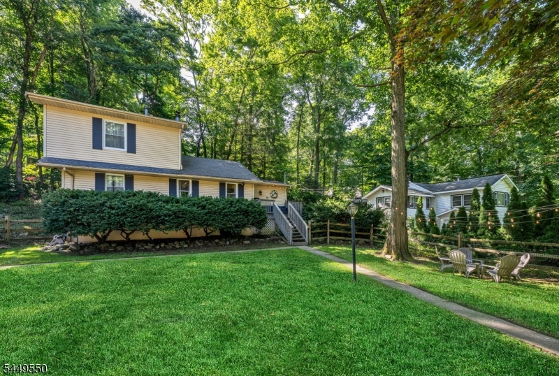 48 Dunham Rd