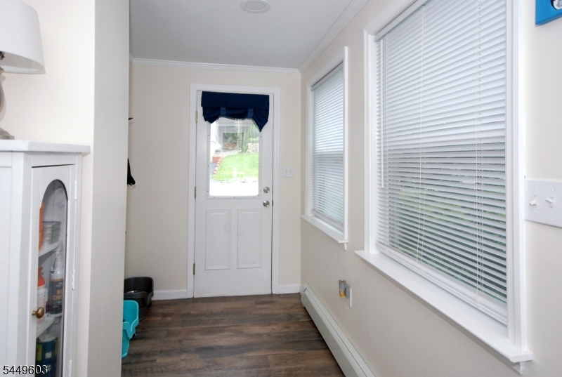 18 Tamarack Rd