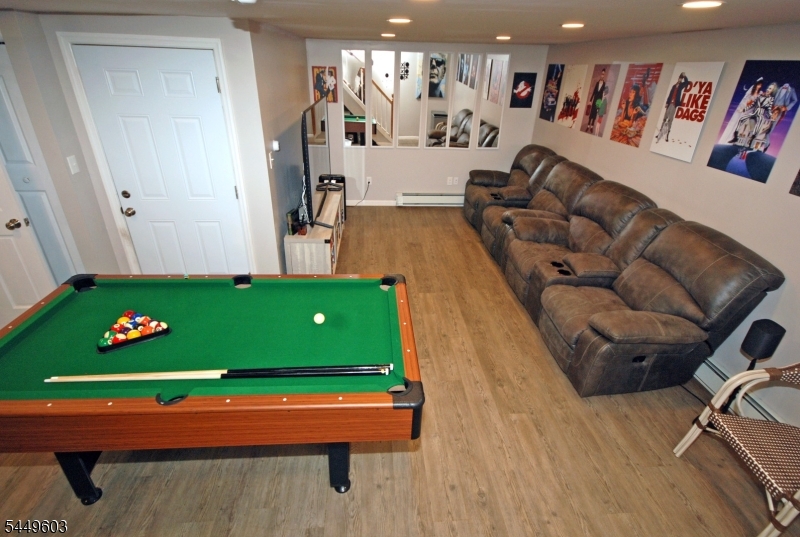 18 Tamarack Rd
