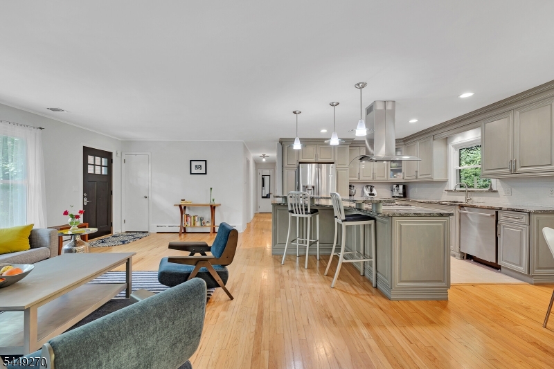 195 Old Somerset Rd