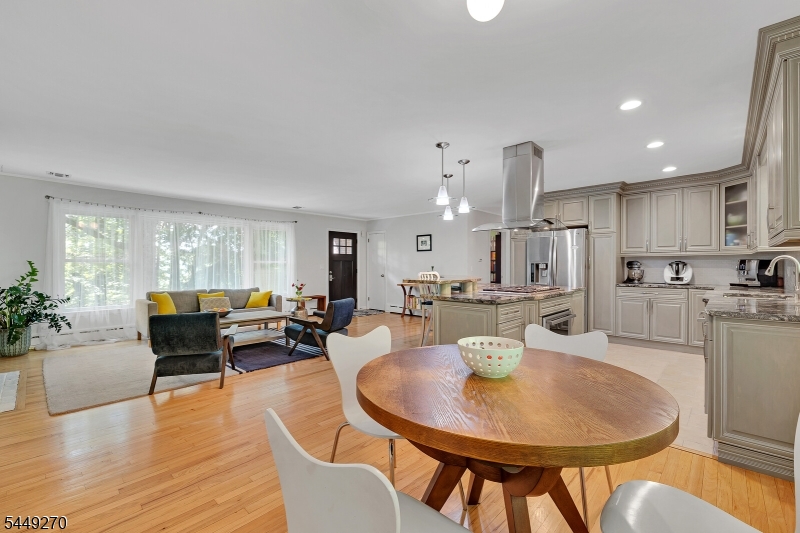 195 Old Somerset Rd
