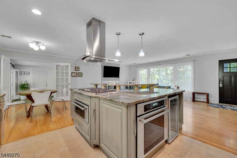 195 Old Somerset Rd