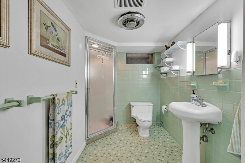 195 Old Somerset Rd