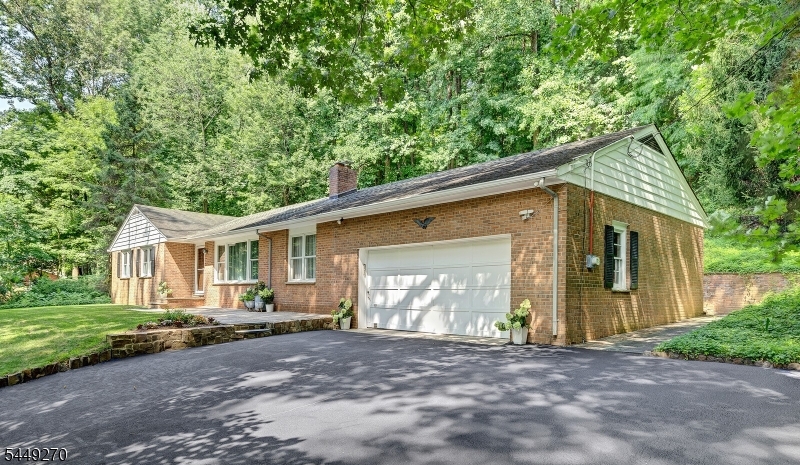 195 Old Somerset Rd