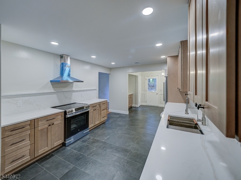 56 Wester Rd
