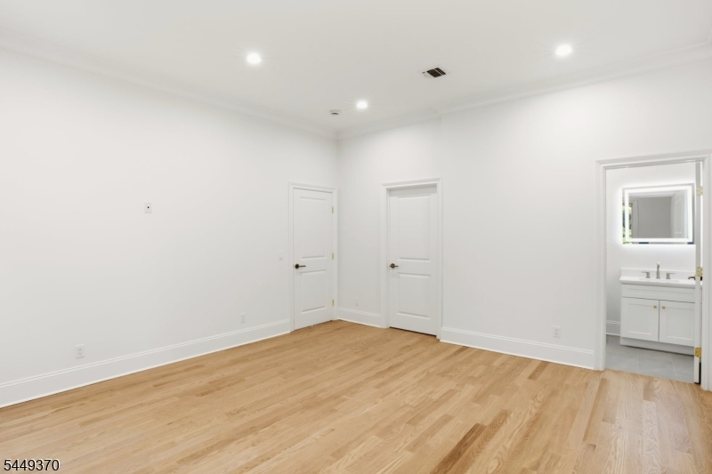 62 Wynnewood Rd