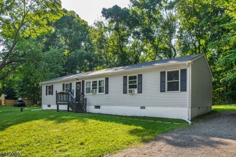 88 Crescent Dr