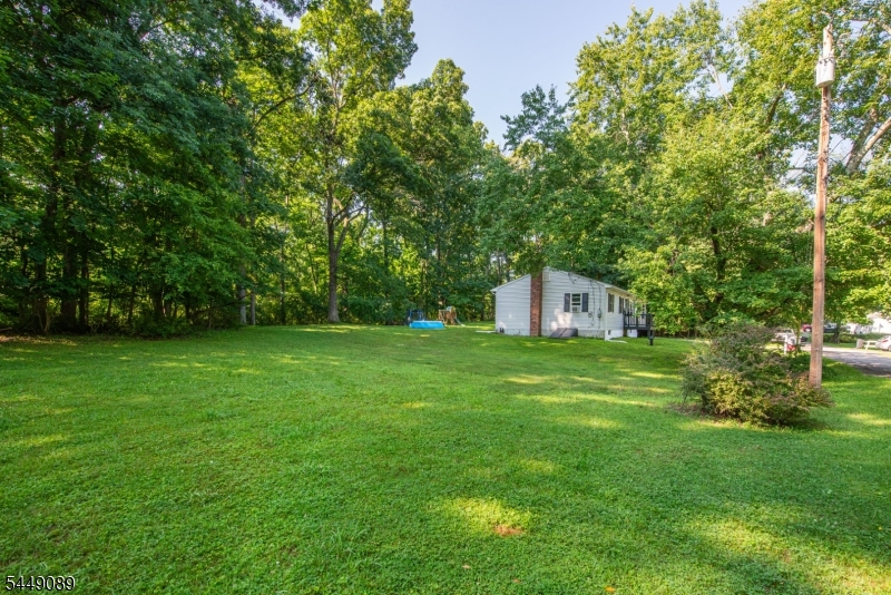 88 Crescent Dr