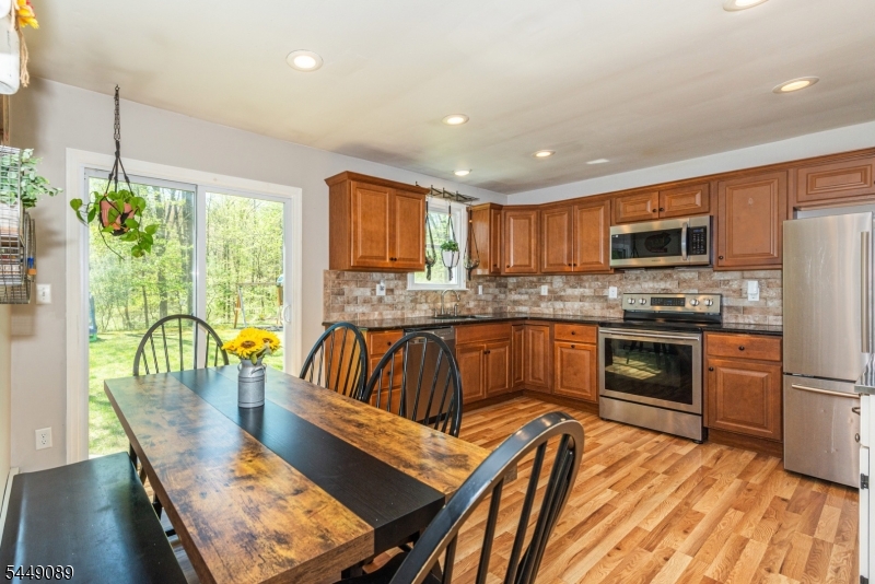 88 Crescent Dr