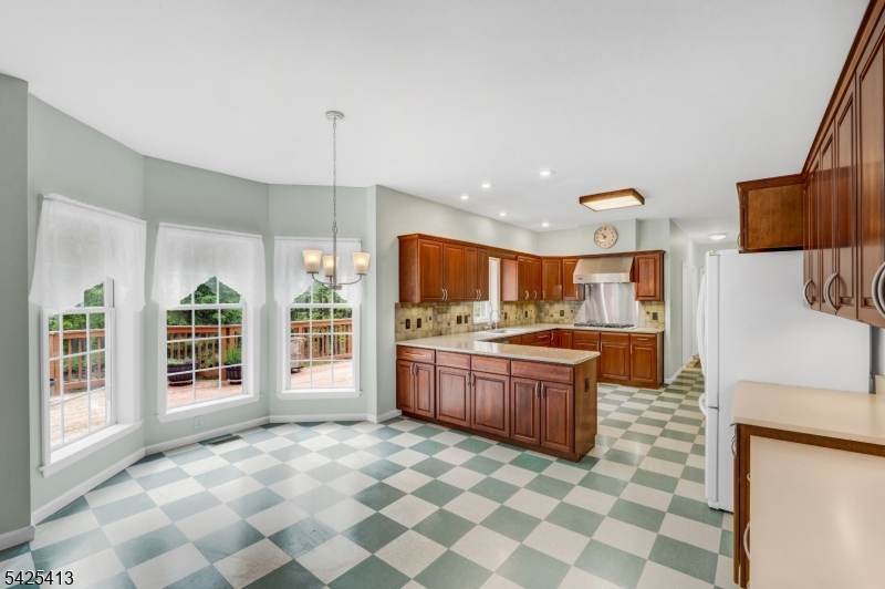 70 Mattison Rd