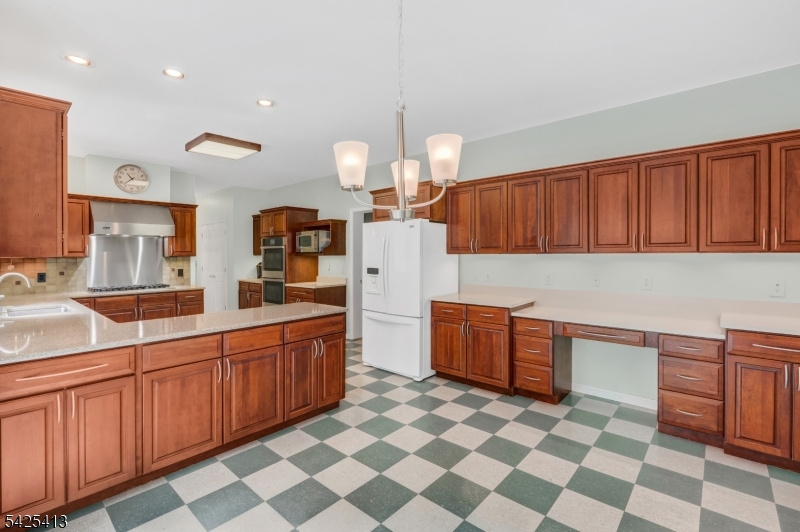 70 Mattison Rd
