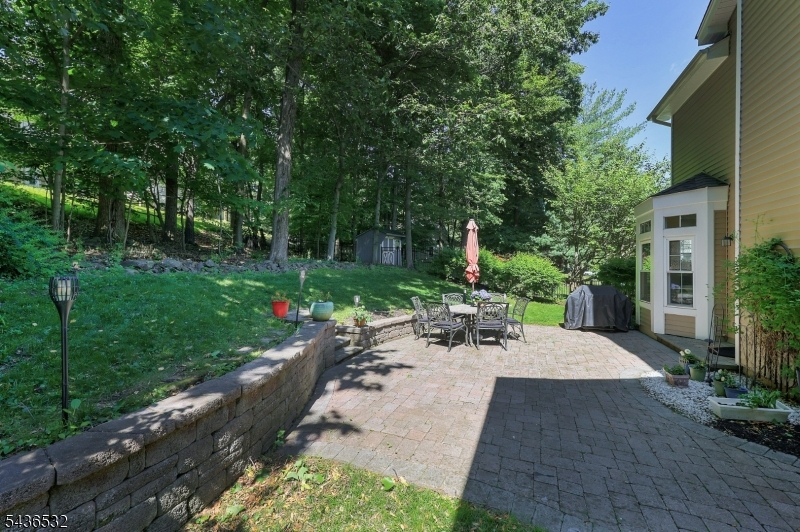 48 Huntington Rd