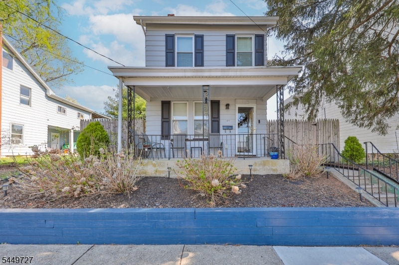 389 Grant St
