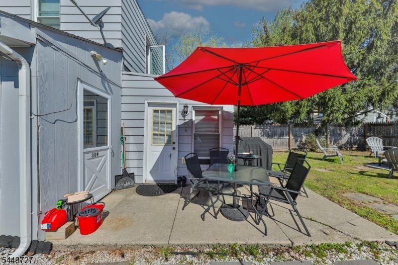 389 Grant St